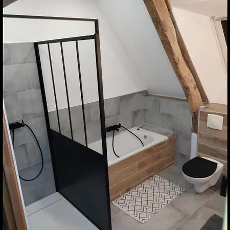 ゲストハウス Le Clos Saint Vincent & Manneville-ès-Plains