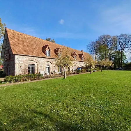 Pensjonat Le Clos Saint Vincent & Manneville-ès-Plains