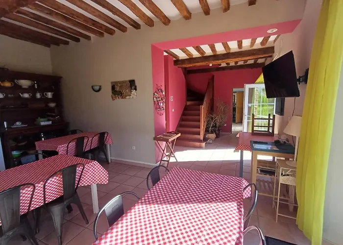 Le Clos Saint Vincent & 招待所 3*