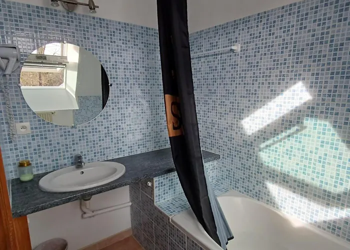 Le Clos Saint Vincent & 招待所 3*